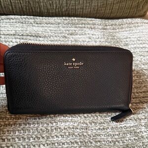 kate spade Black Pebbled Leather Zip Wallet with Gold Logo